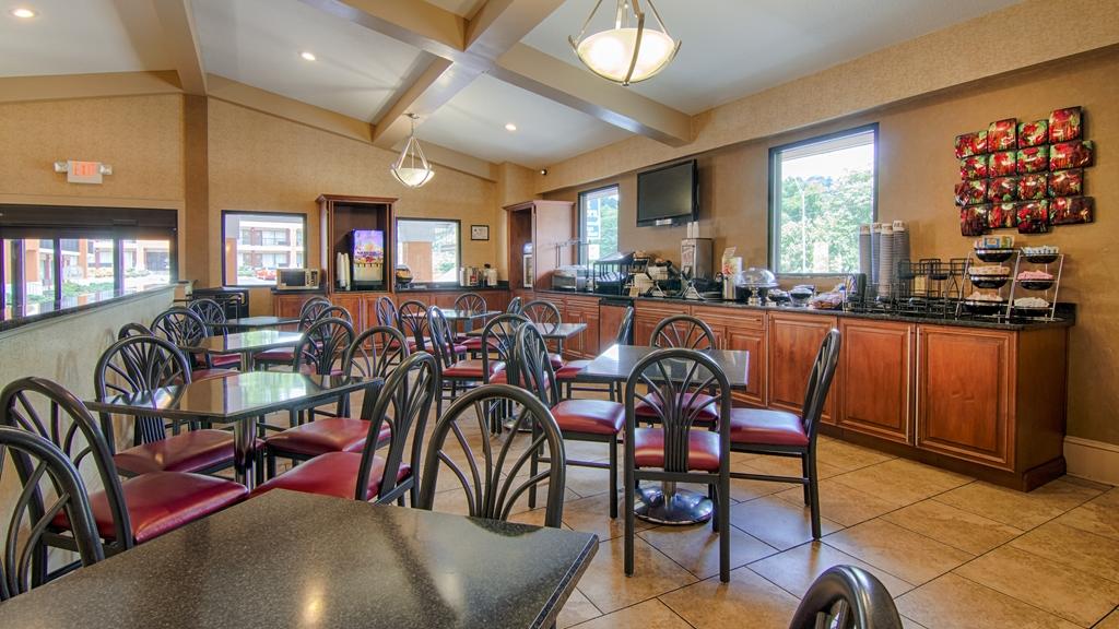 Best Western Asheville-Blue Ridge Parkway Restoran foto